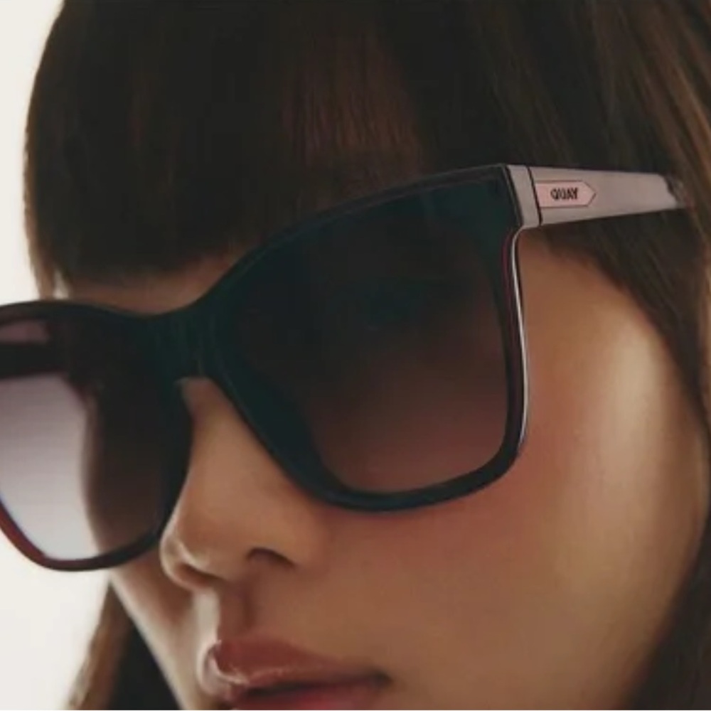 NEW ! Rare Quay Australia After Party Sunglasses chocolate berry